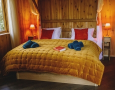 Cran Larach Treehouse @ Markington Hall