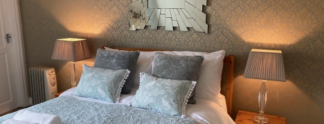 Little Fox Cottage - Bedroom Little Fox Cottage - Bedroom