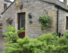 Cobblestones Cottage Exterior